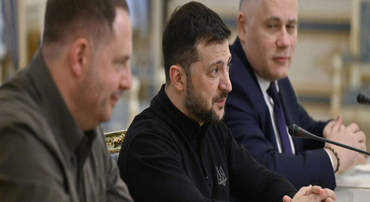 Komitmen Zelensky Akhiri Perang, Usai As Memutus Bantuan Militer