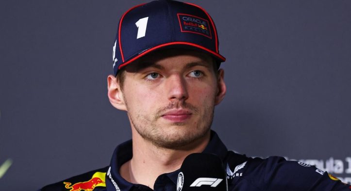 Verstappen Tak Terbendung di Azerbaijan, Russell dan Sainz Hanya Jadi Penonton